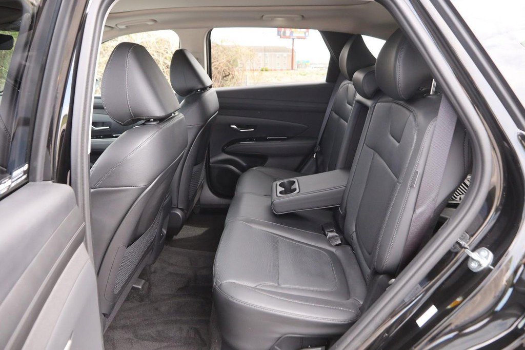 Used 2025 Hyundai Tucson Limited image 11
