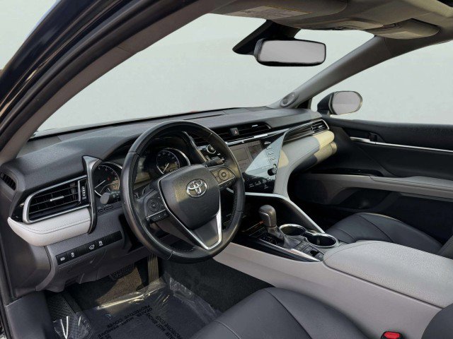 Used 2019 Toyota Camry XLE image 20