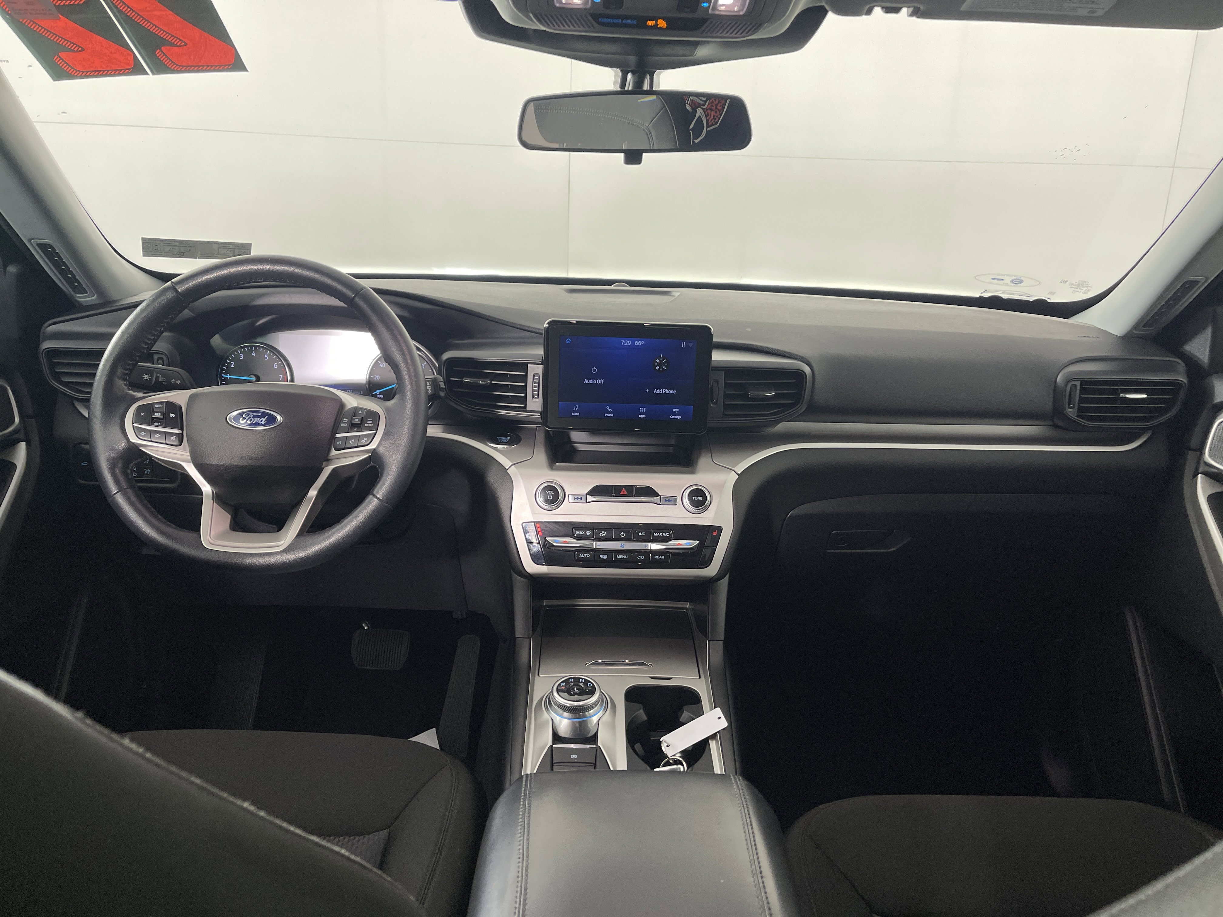 Used 2022 Ford Explorer XLT w/ Class IV Trailer Tow Package image 15