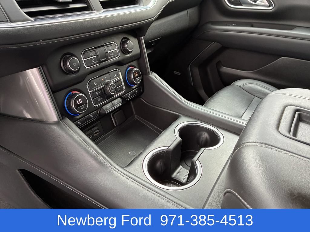 Used 2021 Chevrolet Suburban Z71 w/ Luxury Package AWD/4WD image 24