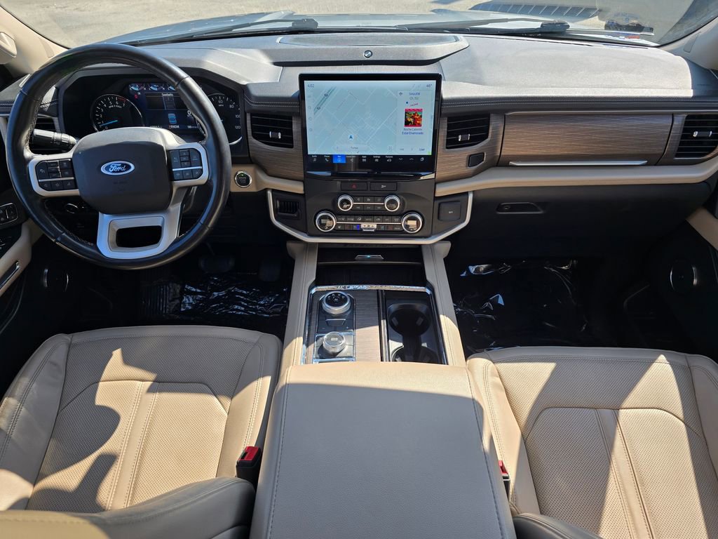 Used 2022 Ford Expedition Limited image 40