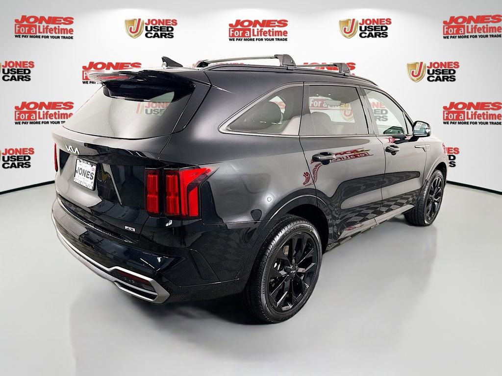 Certified 2023 Kia Sorento SX image 18