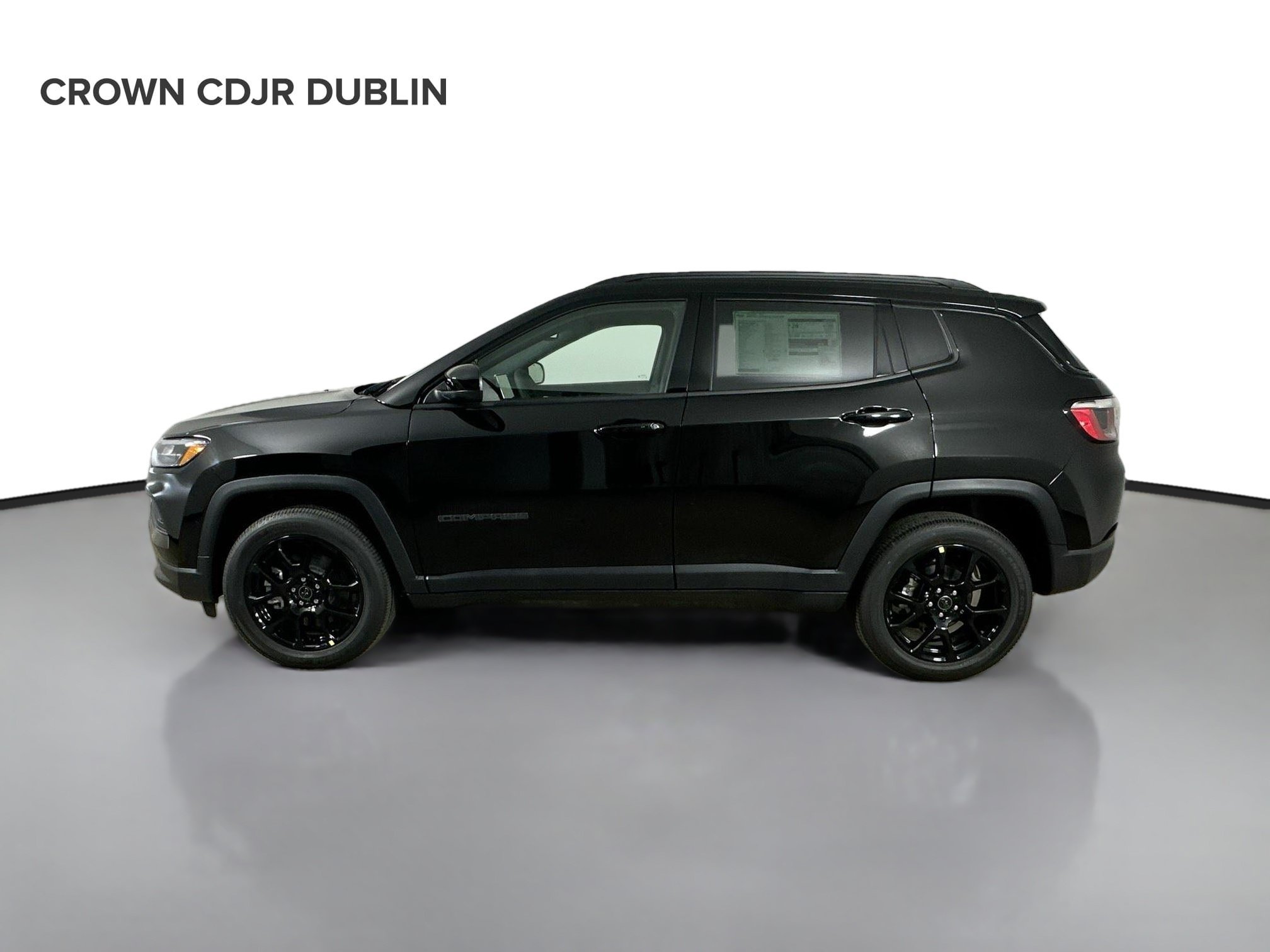 Used 2026 Jeep Compass Latitude AWD/4WD image 4