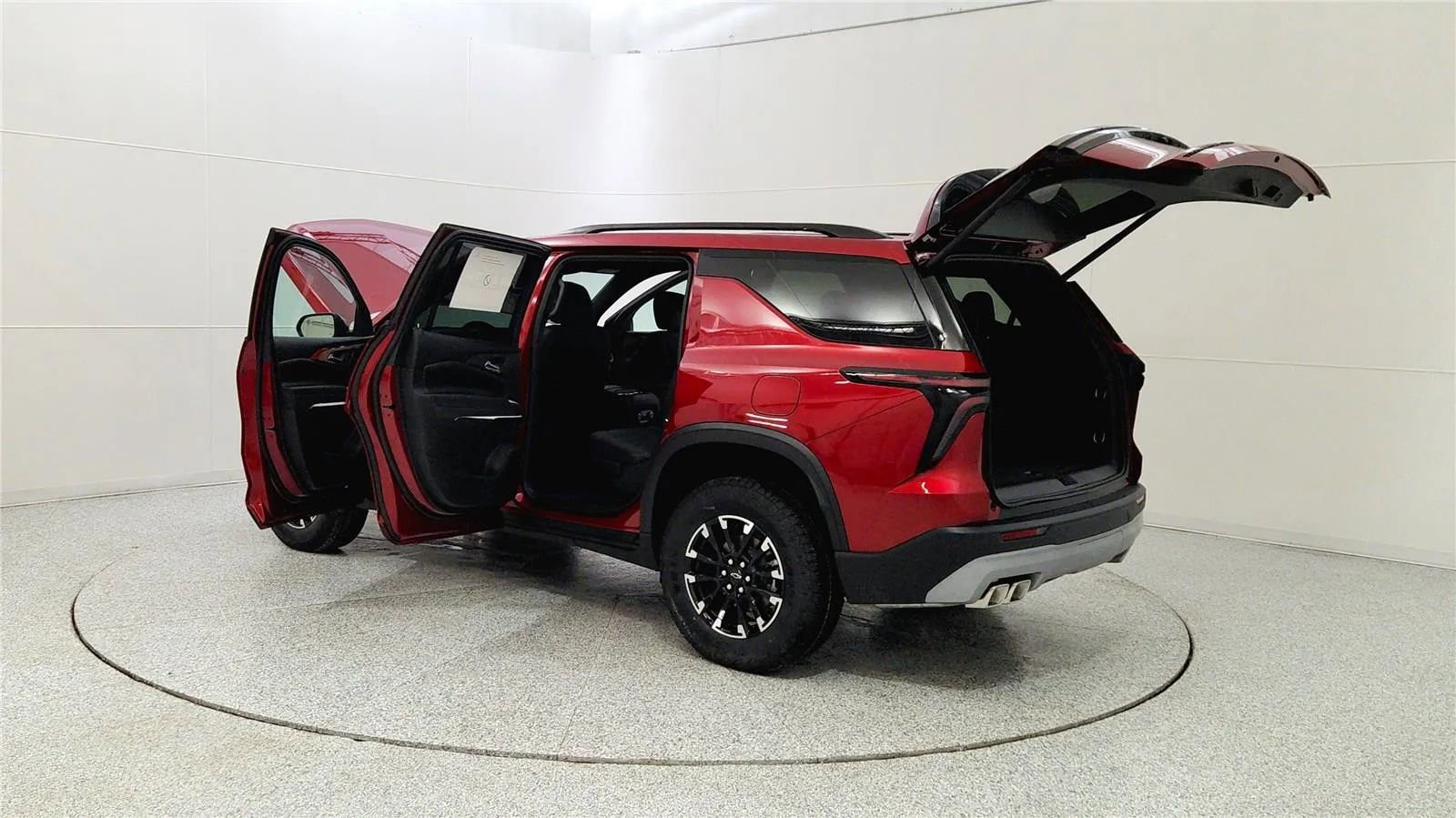 New 2026 Chevrolet Traverse Z71 w/ Driver Confidence Package image 11