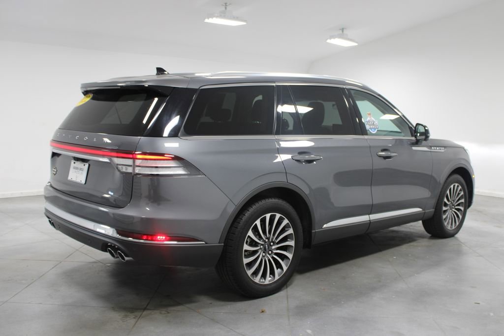 Used 2022 Lincoln Aviator Reserve image 9