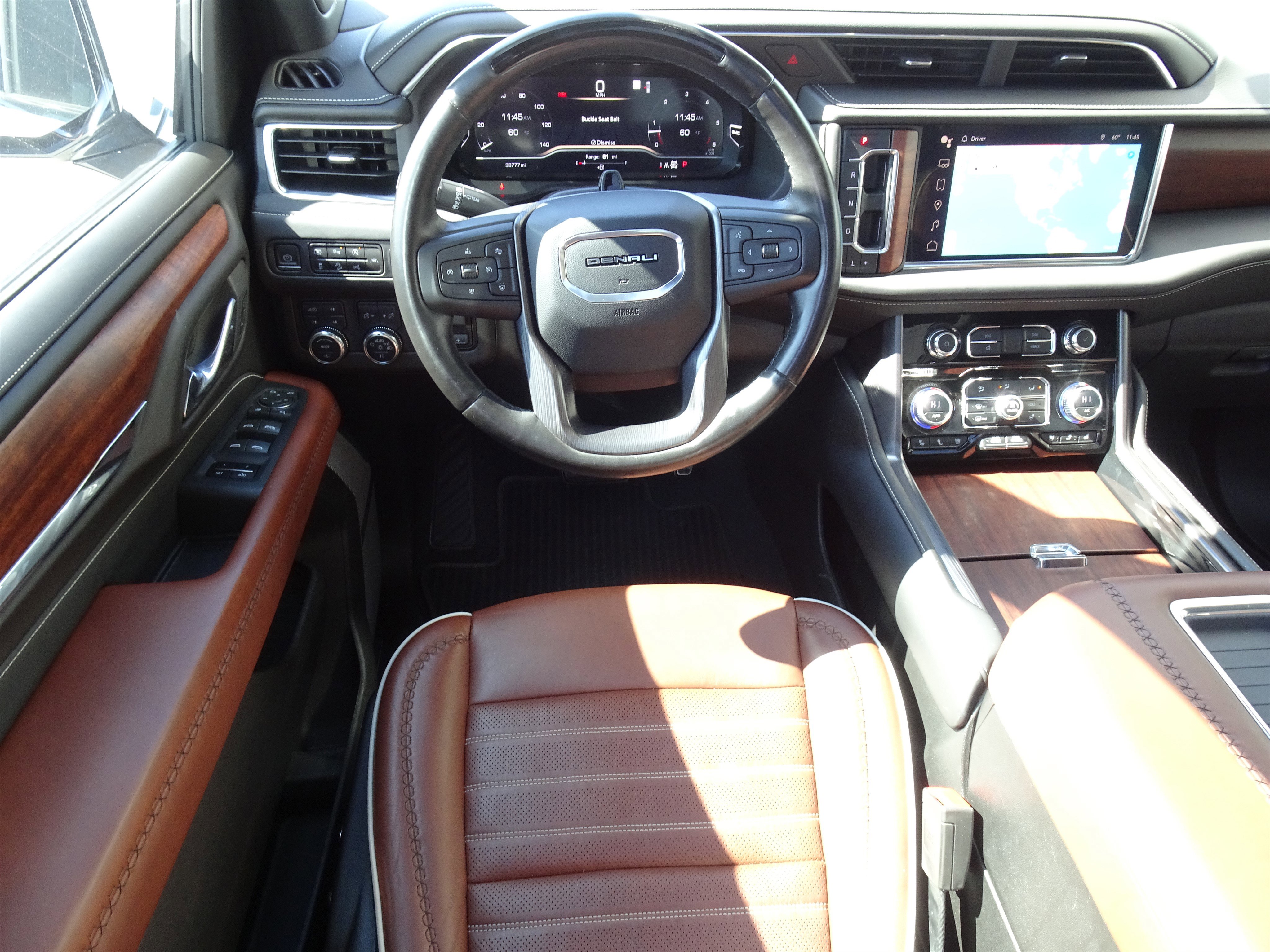 Used 2023 GMC Yukon Denali Ultimate image 15