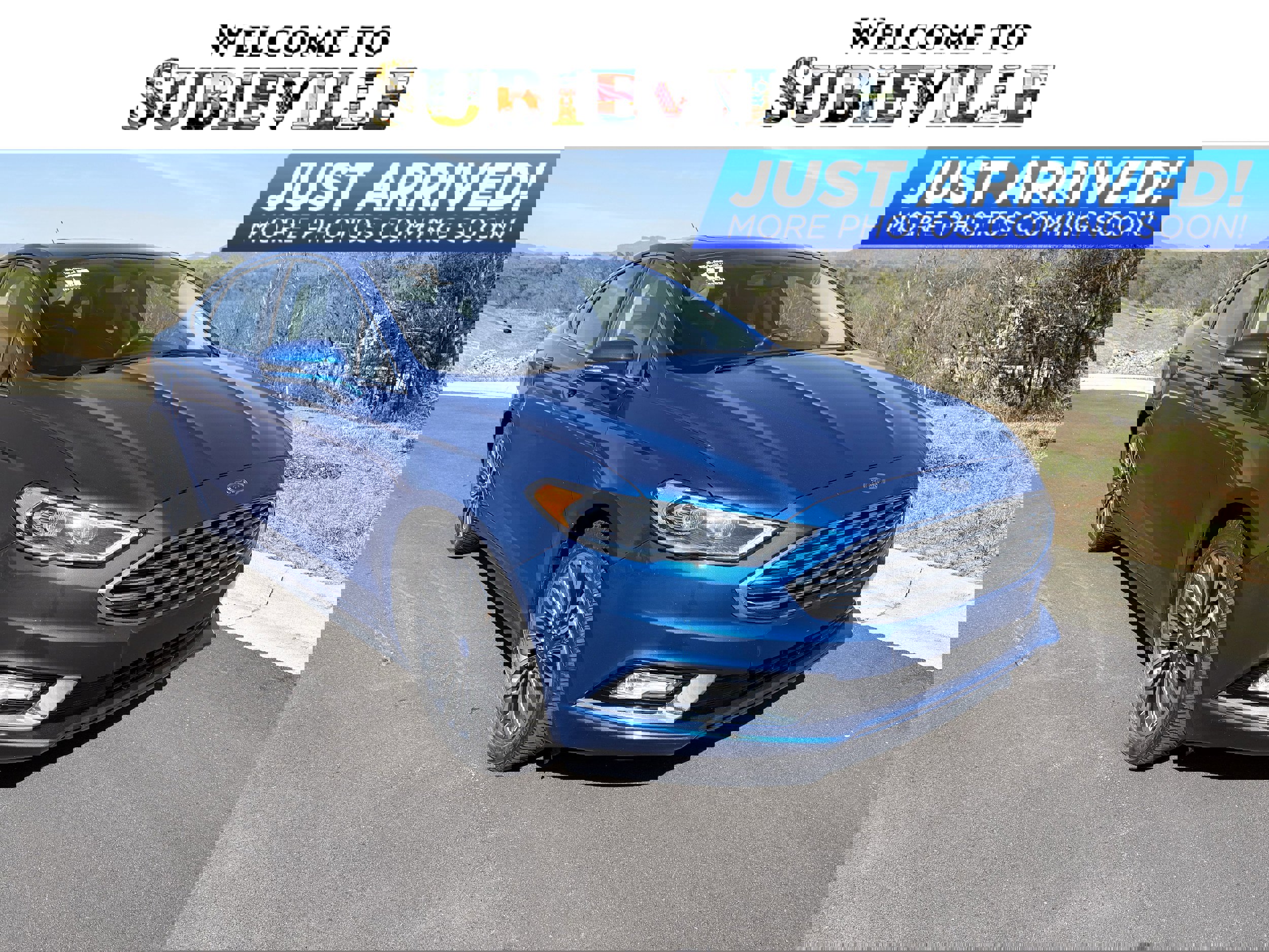 Used 2017 Ford Fusion SE w/ Fusion SE Technology Package image 1