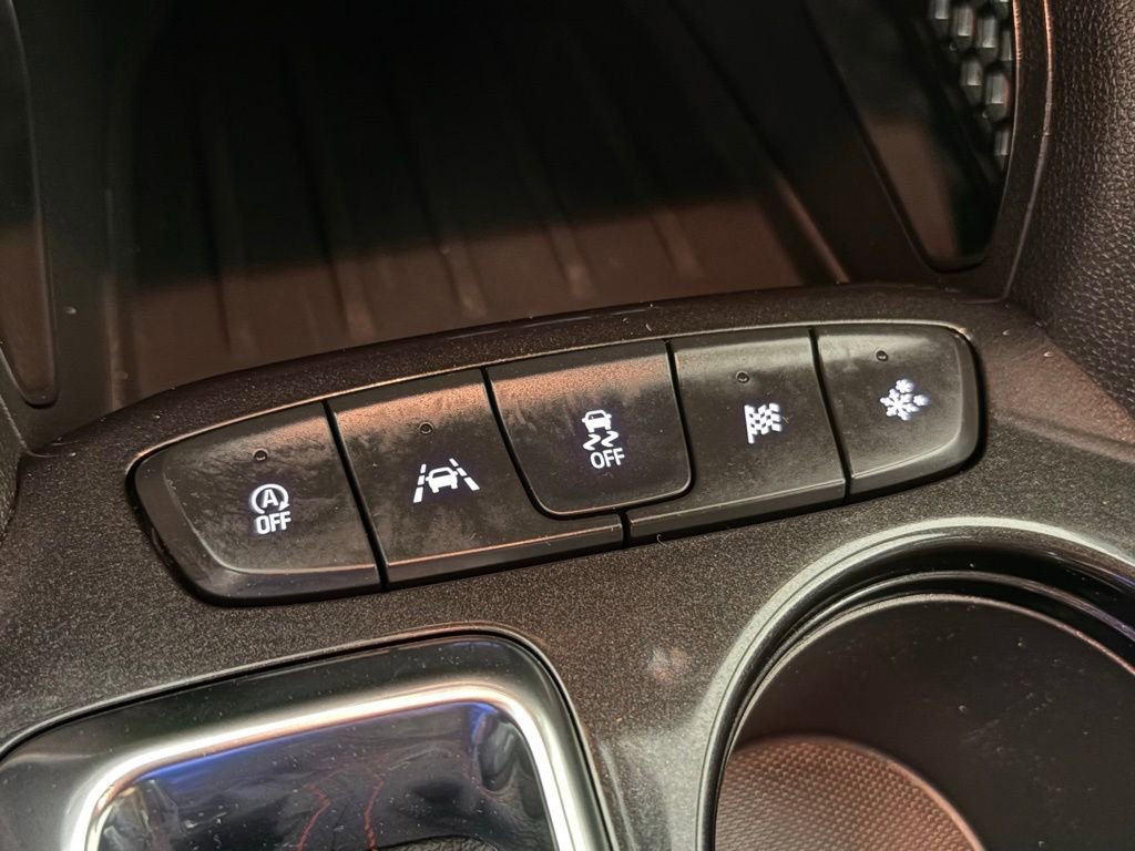 Used 2023 Chevrolet TrailBlazer RS image 31