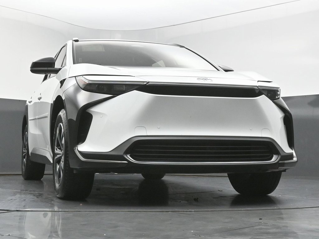 Used 2023 Toyota bZ4X XLE image 51