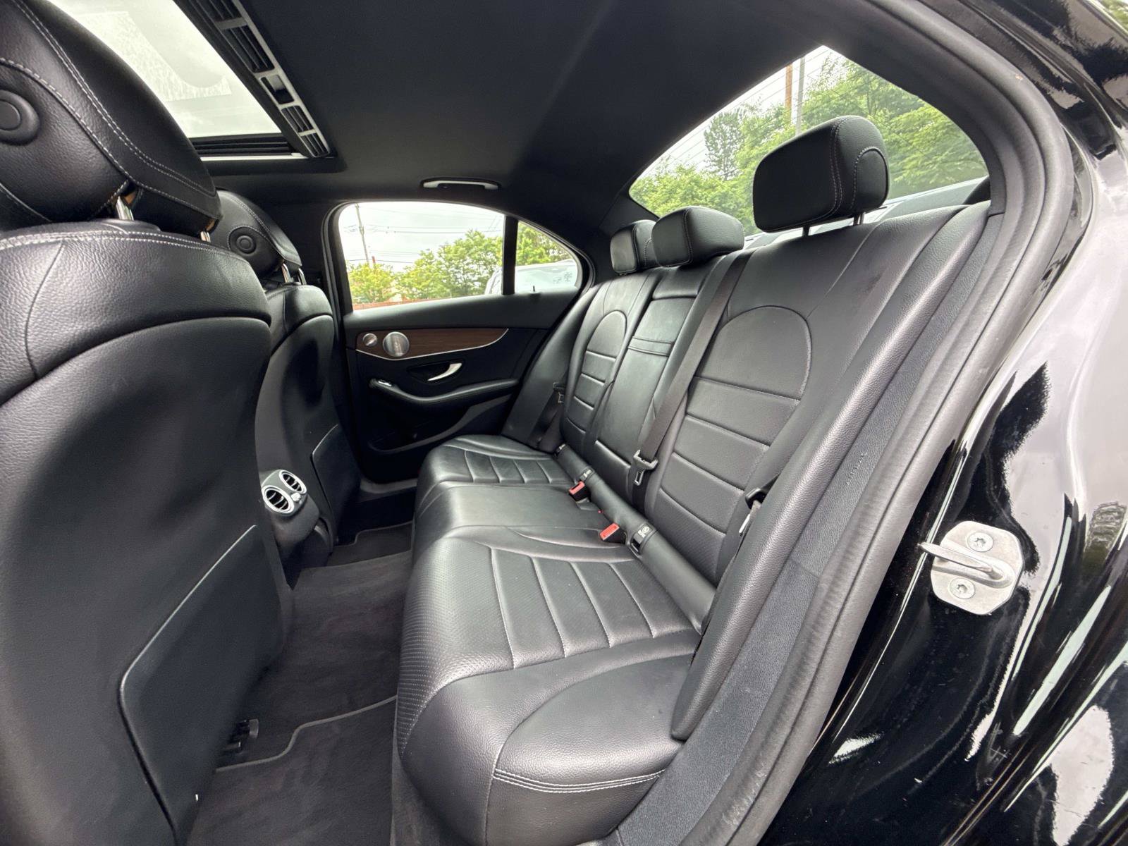 Used 2021 Mercedes-Benz C 300 4MATIC Sedan w/ Premium Package image 14