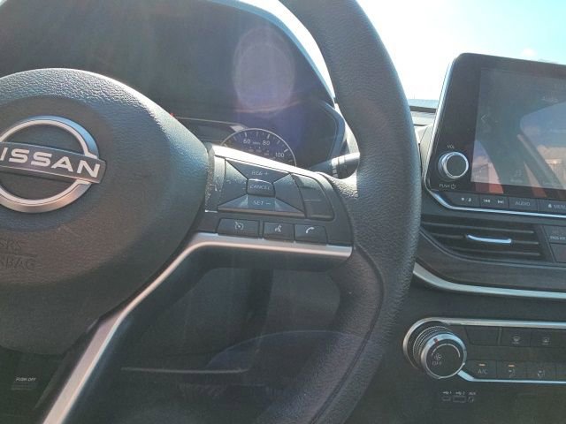 Used 2024 Nissan Altima 2.5 SV image 38