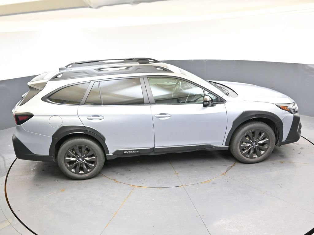 Certified 2025 Subaru Outback Onyx Edition AWD/4WD image 41