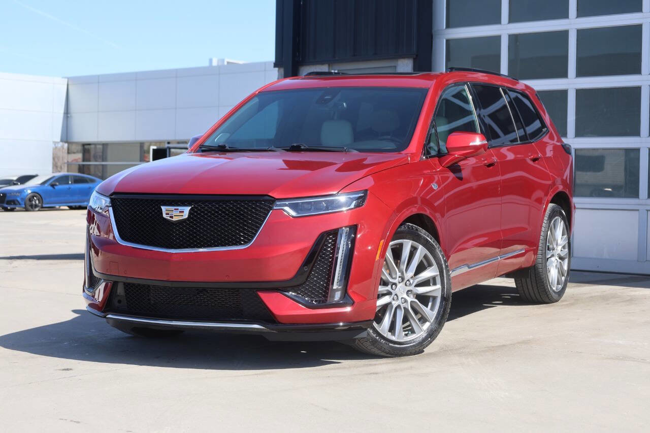 Used 2020 Cadillac XT6 Sport AWD/4WD image 3