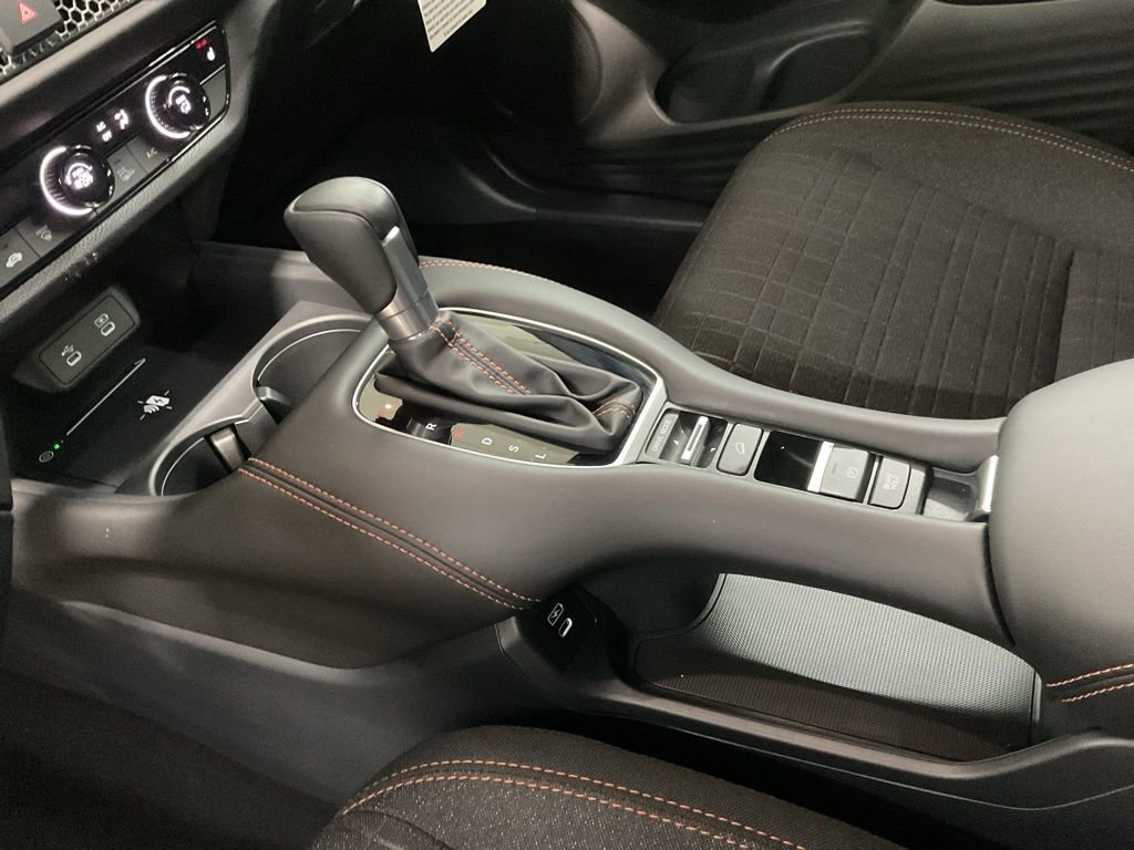 Certified 2026 Honda HR-V Sport image 18
