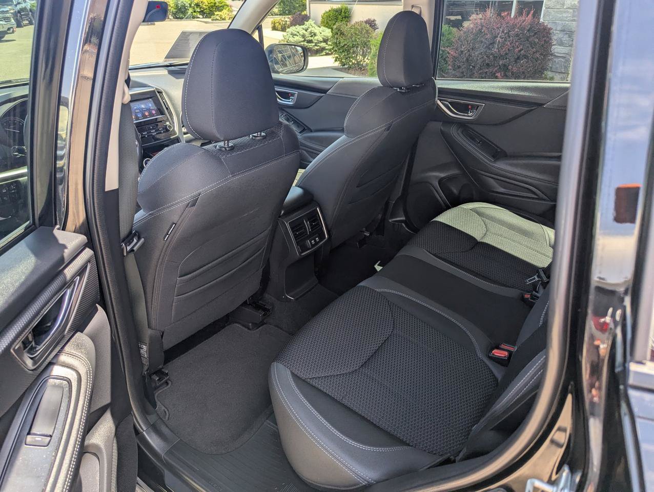 Used 2023 Subaru Forester Premium AWD/4WD image 26