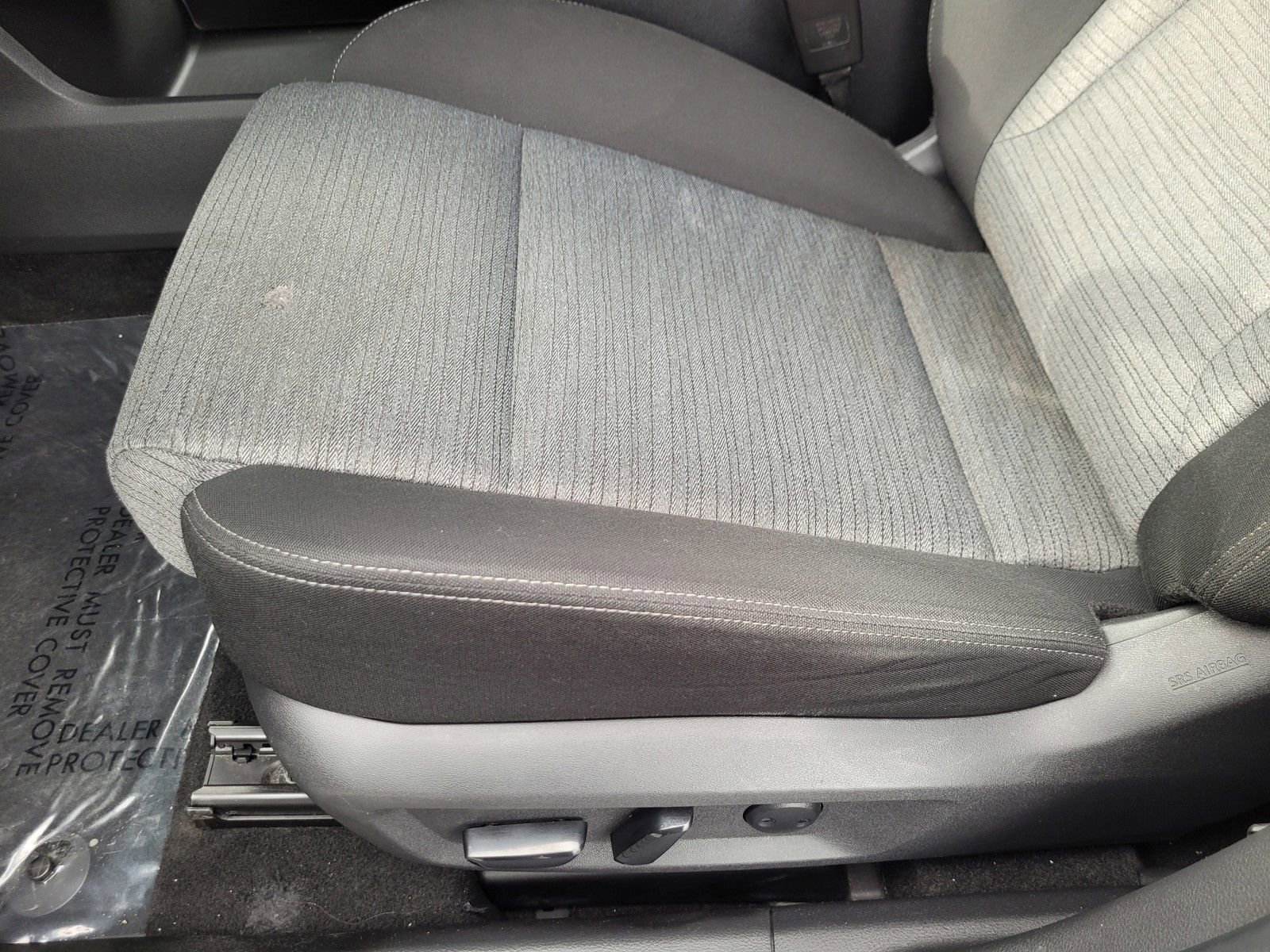 Used 2023 Nissan Rogue SV image 17