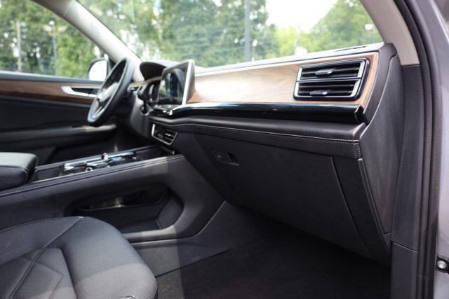 Used 2024 Volkswagen Atlas SE AWD/4WD image 35