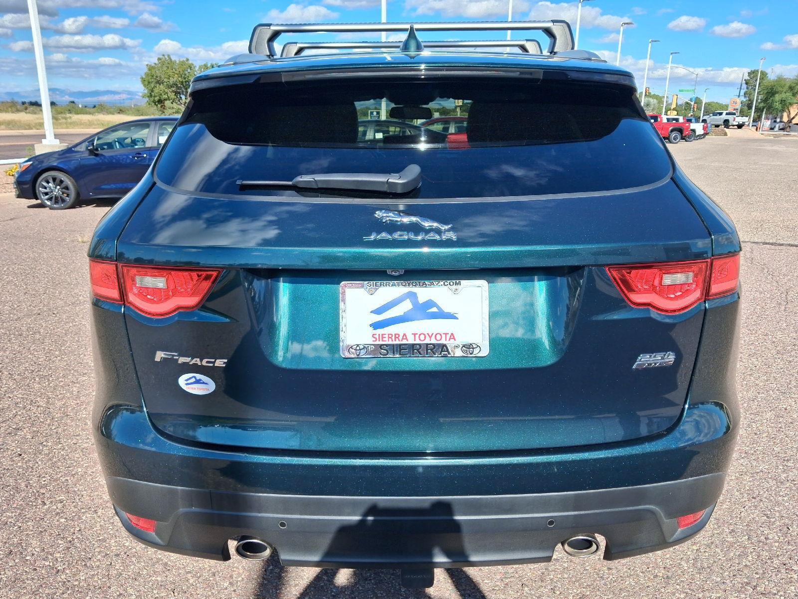 Used 2018 Jaguar F-PACE Premium AWD/4WD image 5