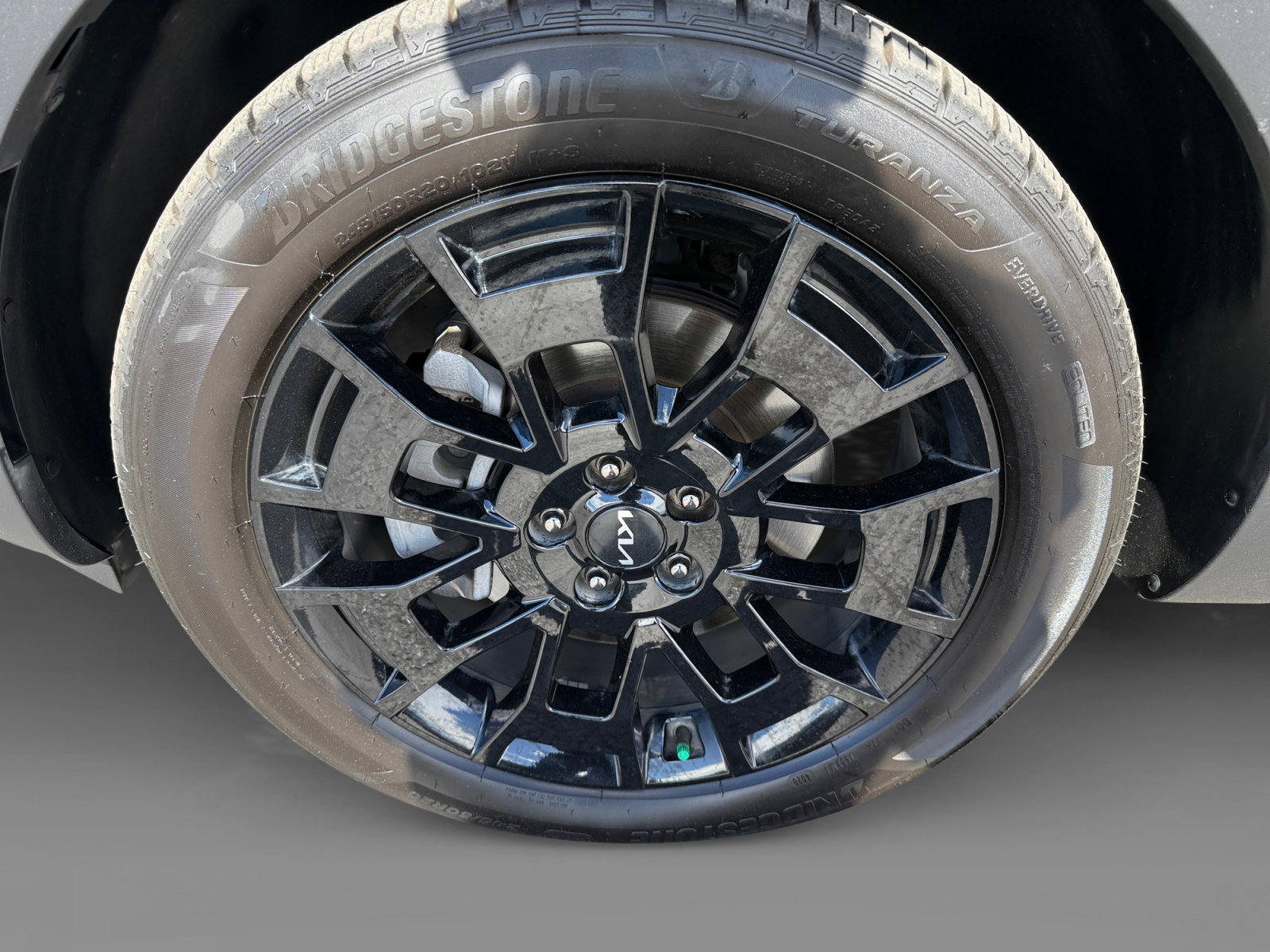 Used 2022 Kia Telluride SX w/ SX Prestige Package AWD/4WD image 9