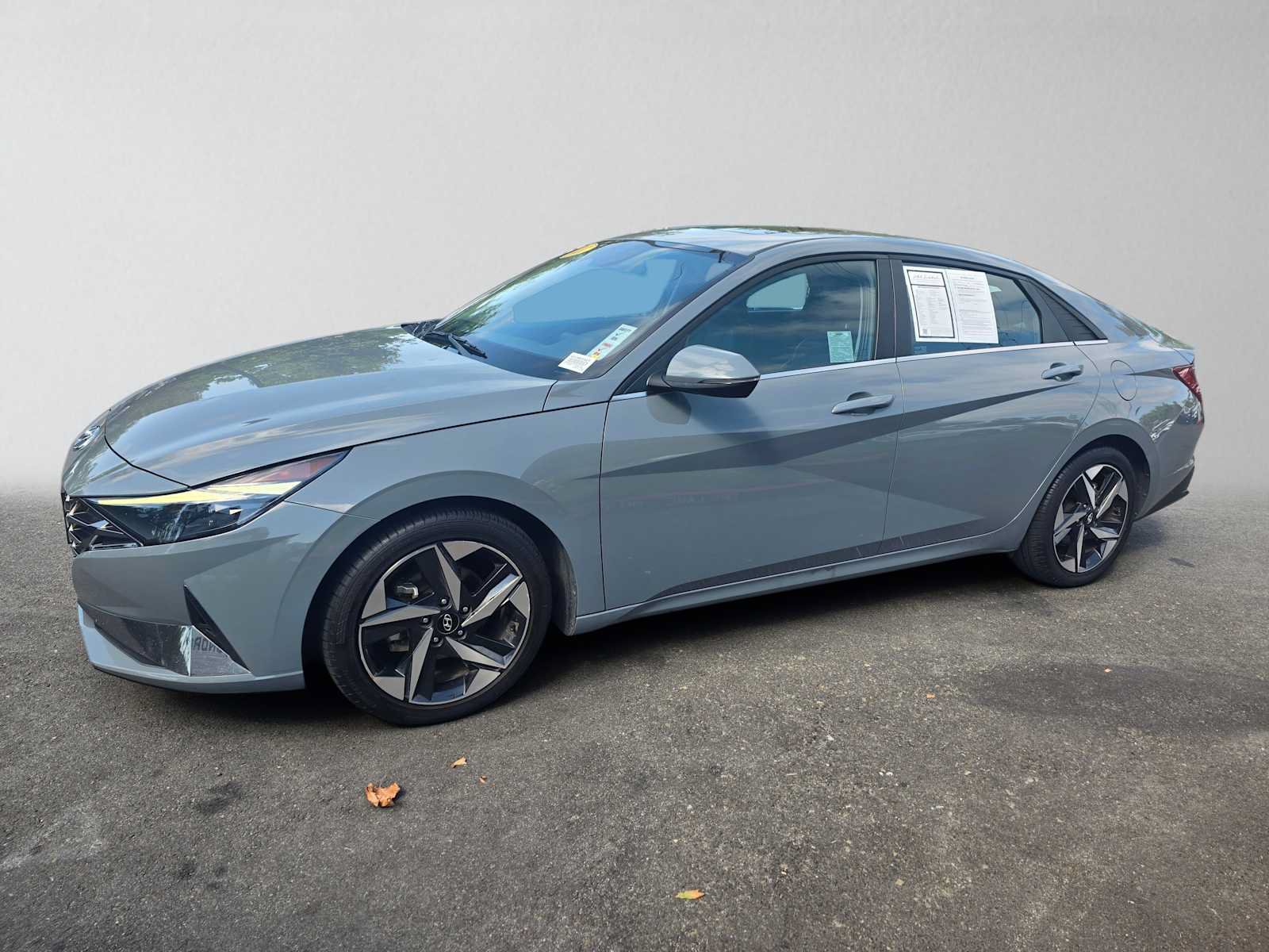 Used 2021 Hyundai Elantra Limited FWD image 6