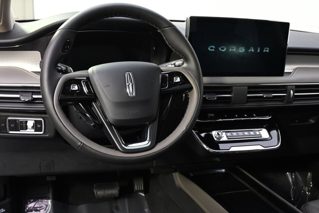 New 2026 Lincoln Corsair Premiere image 12