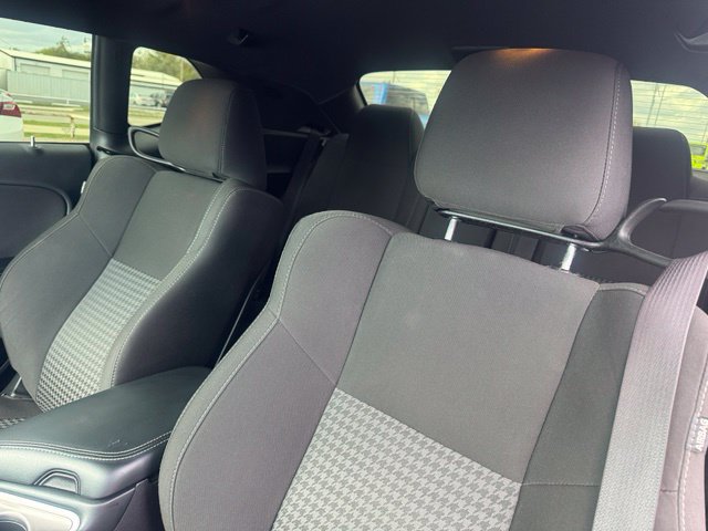 Used 2022 Dodge Challenger R/T RWD image 10