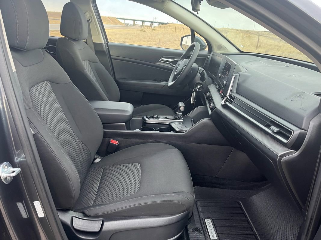 Used 2024 Kia Sportage LX image 20