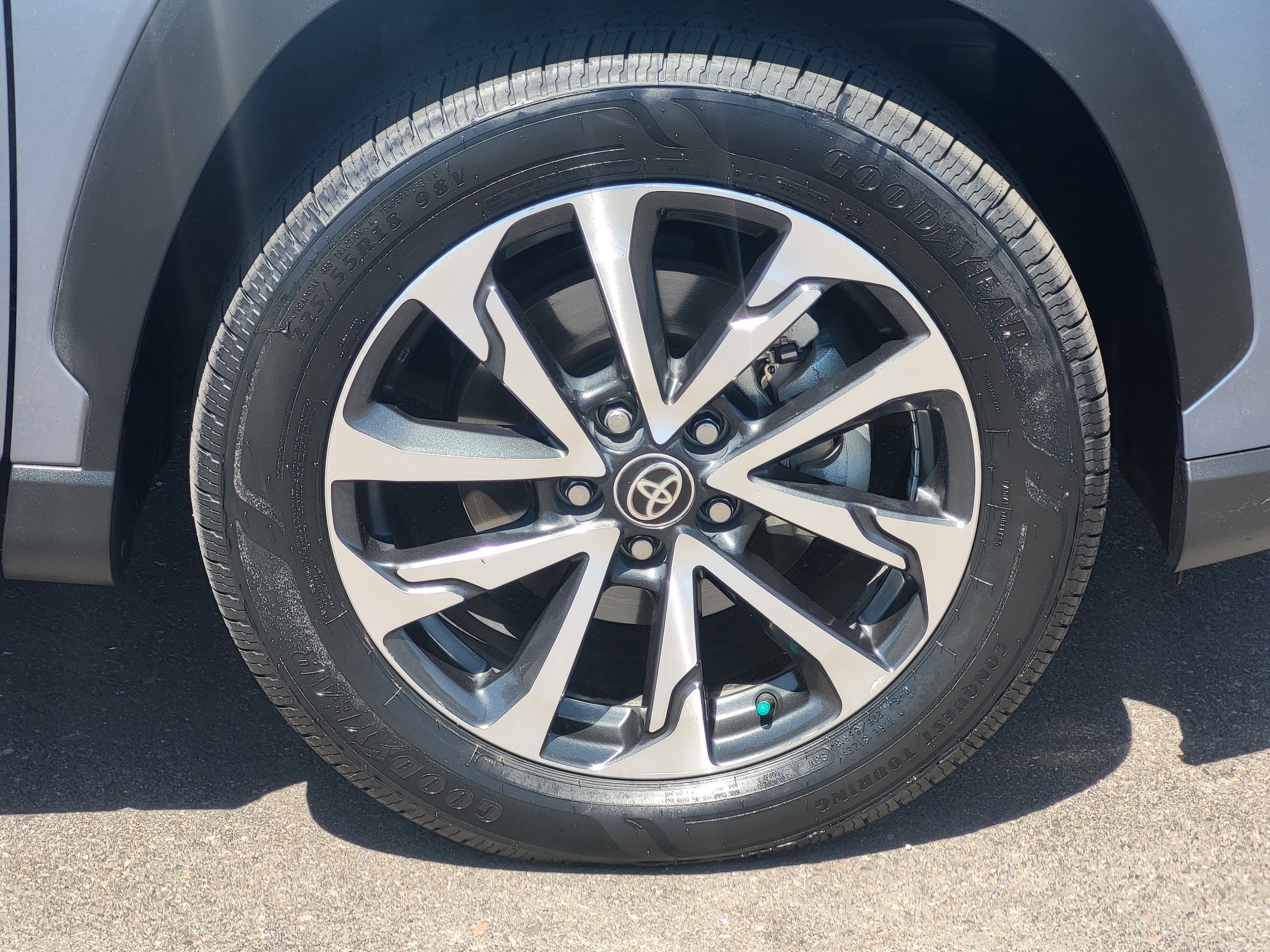 Certified 2024 Toyota Corolla Cross XLE w/ Convenience Package FWD image 8