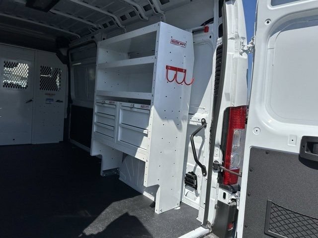 New 2024 RAM ProMaster 2500 w/ Safety Group FWD image 23