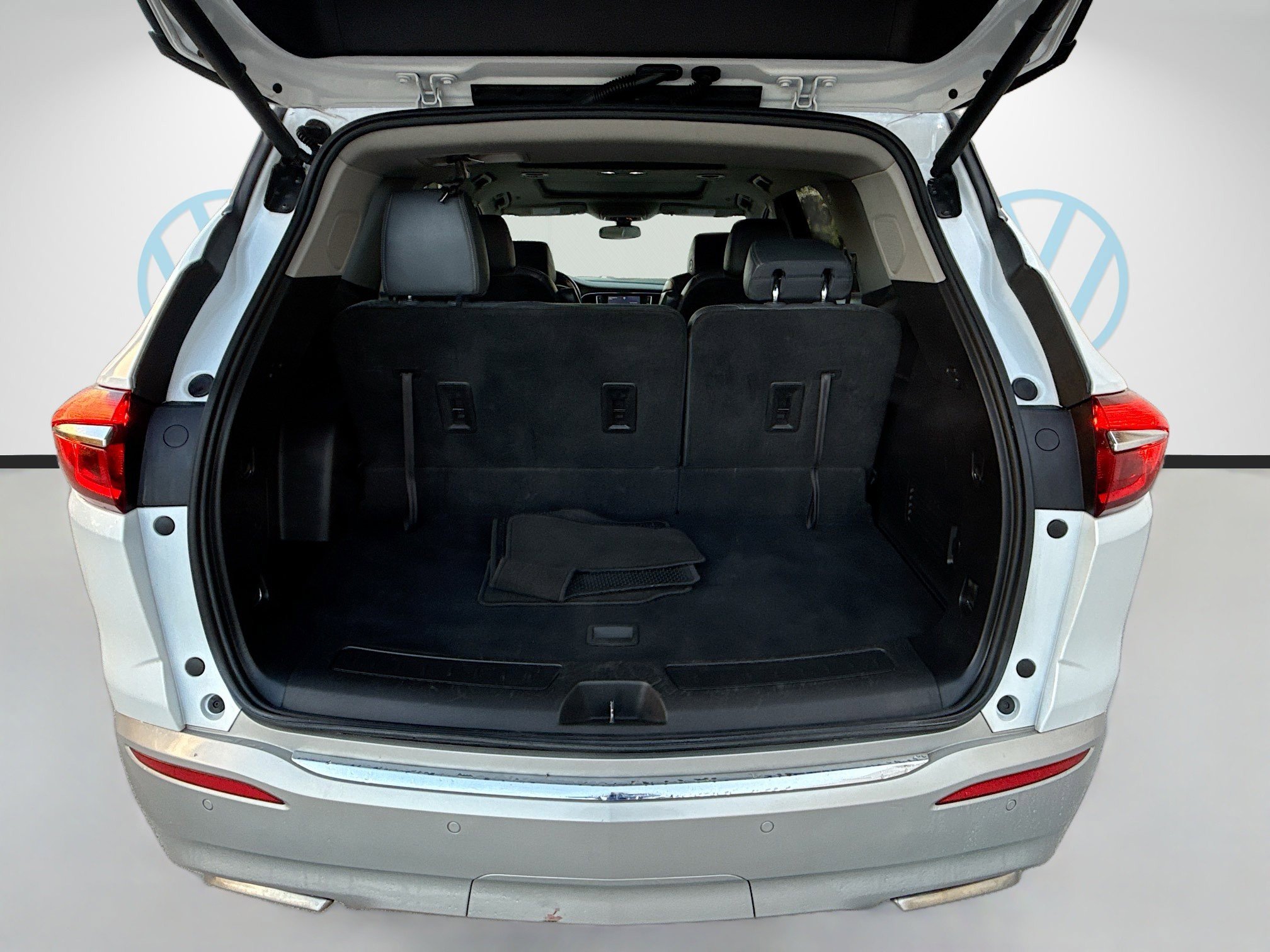 Used 2021 Buick Enclave Essence w/ Sound and Sites Package image 26