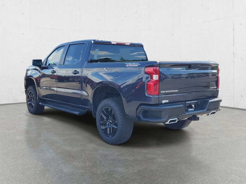 Used 2022 Chevrolet Silverado 1500 Custom Trail Boss AWD/4WD image 5