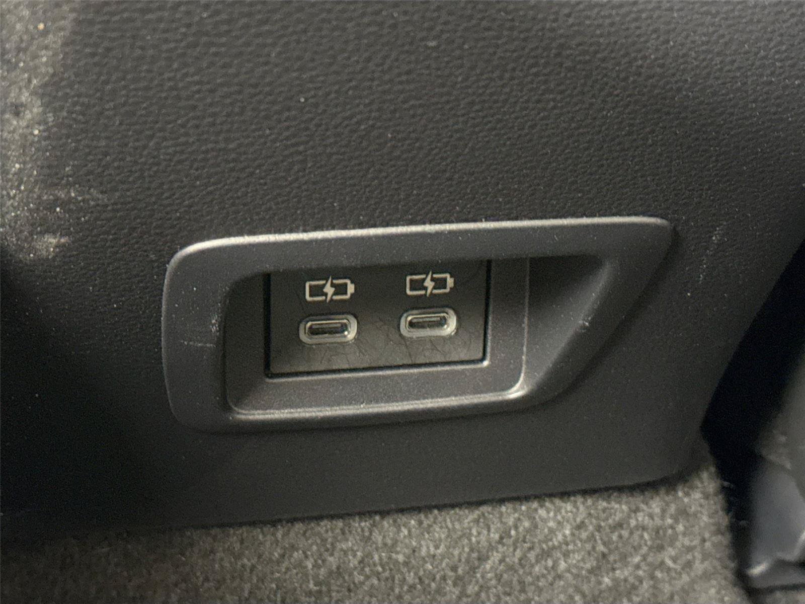 Used 2024 Toyota Corolla Cross LE w/ Moonroof Package FWD image 37