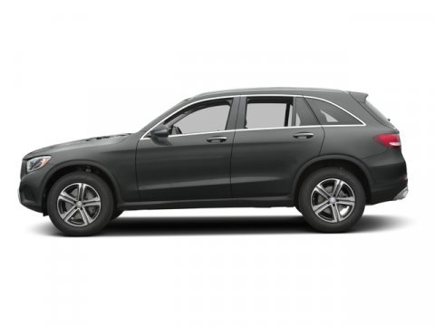 Used 2017 Mercedes-Benz GLC 300 4MATIC image 4
