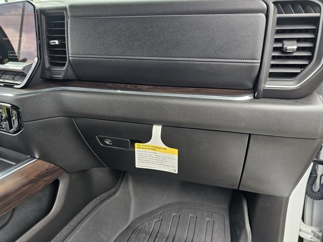 Used 2024 GMC Sierra 2500 SLT w/ SLT Premium Package image 27