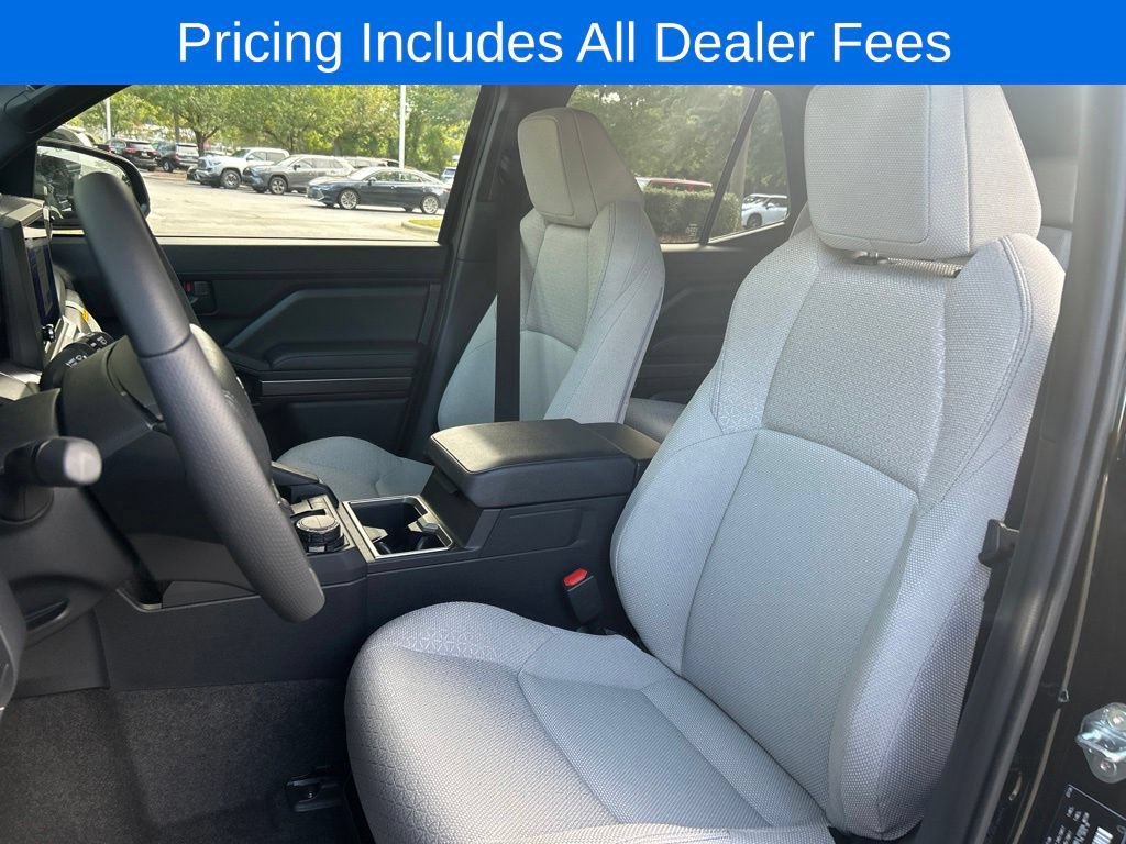 New 2026 Toyota 4Runner SR5 AWD/4WD image 3
