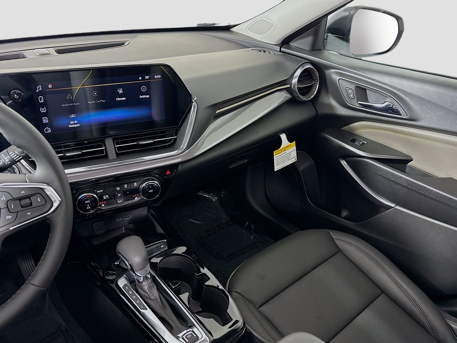 New 2026 Chevrolet Trax ACTIV w/ Sunroof Package FWD image 28