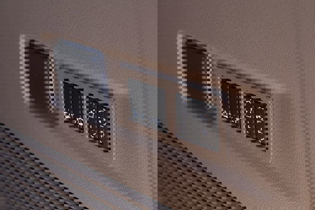 New 2026 GMC Yukon XL Denali w/ Sun & Power Step Package image 26