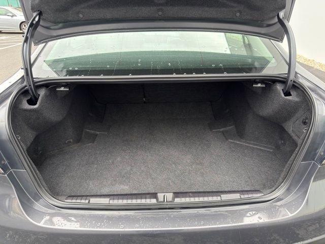 Used 2025 Subaru Legacy Premium AWD/4WD image 23
