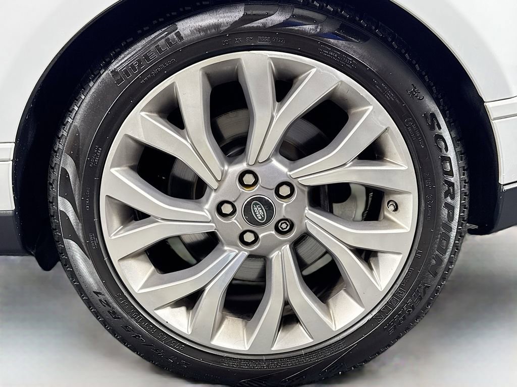Used 2018 Land Rover Range Rover Long Wheelbase Autobiography image 41