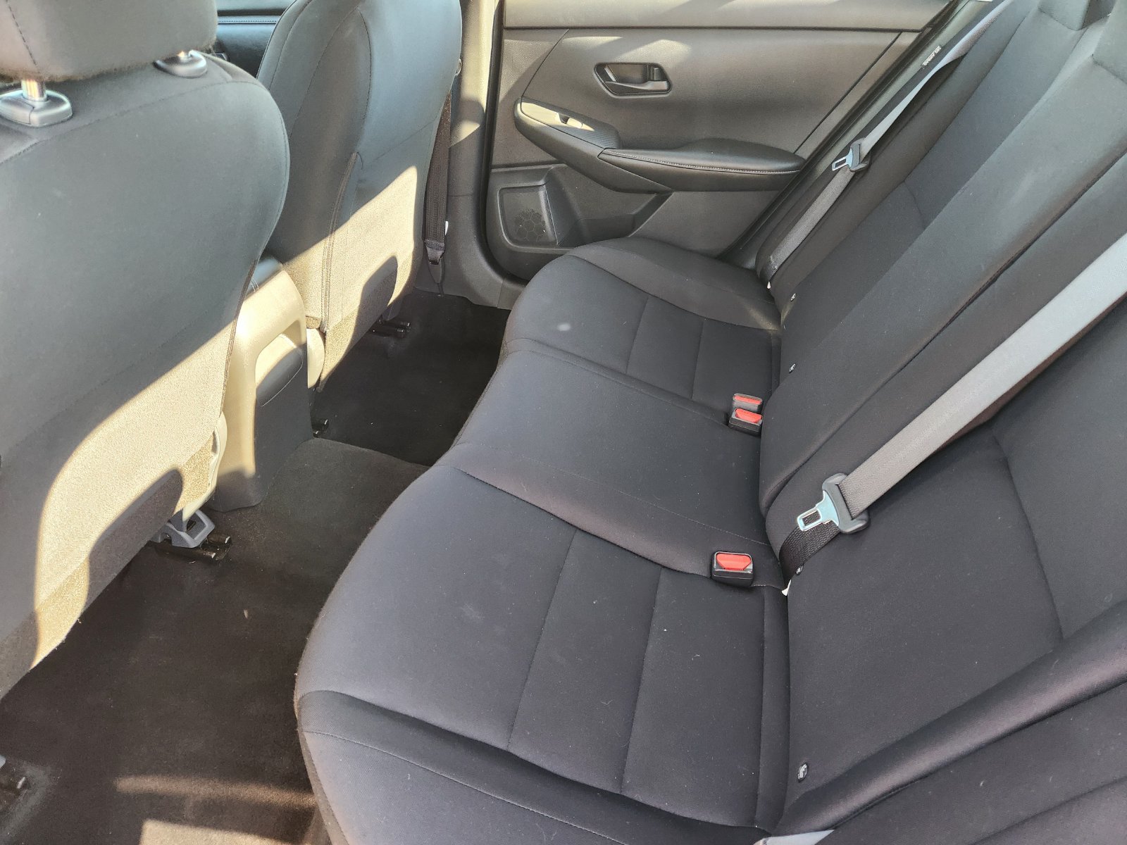 Used 2025 Nissan Sentra S FWD image 33