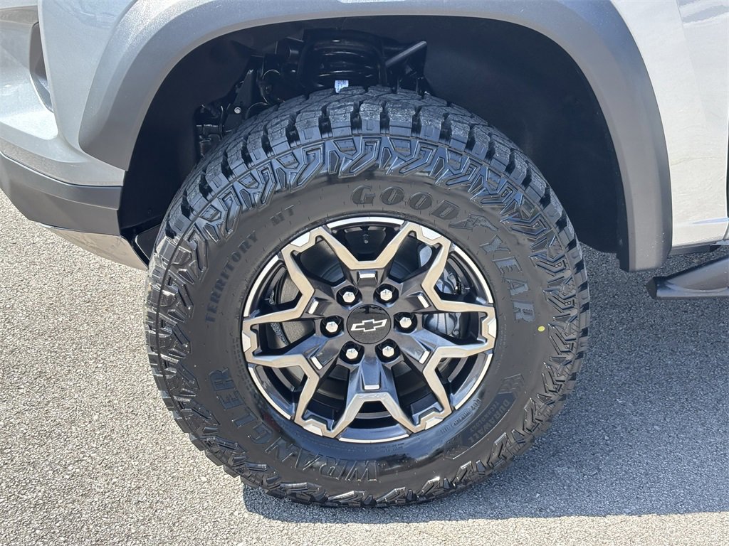New 2026 Chevrolet Colorado ZR2 w/ Technology Package image 10