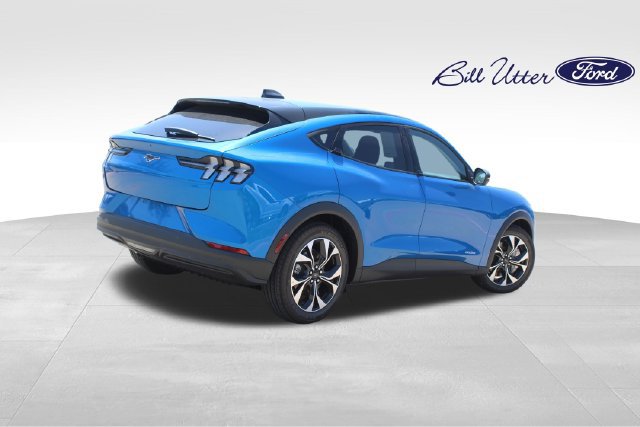 New 2026 Ford Mustang Mach-E Select w/ Comfort Package Lite RWD image 3