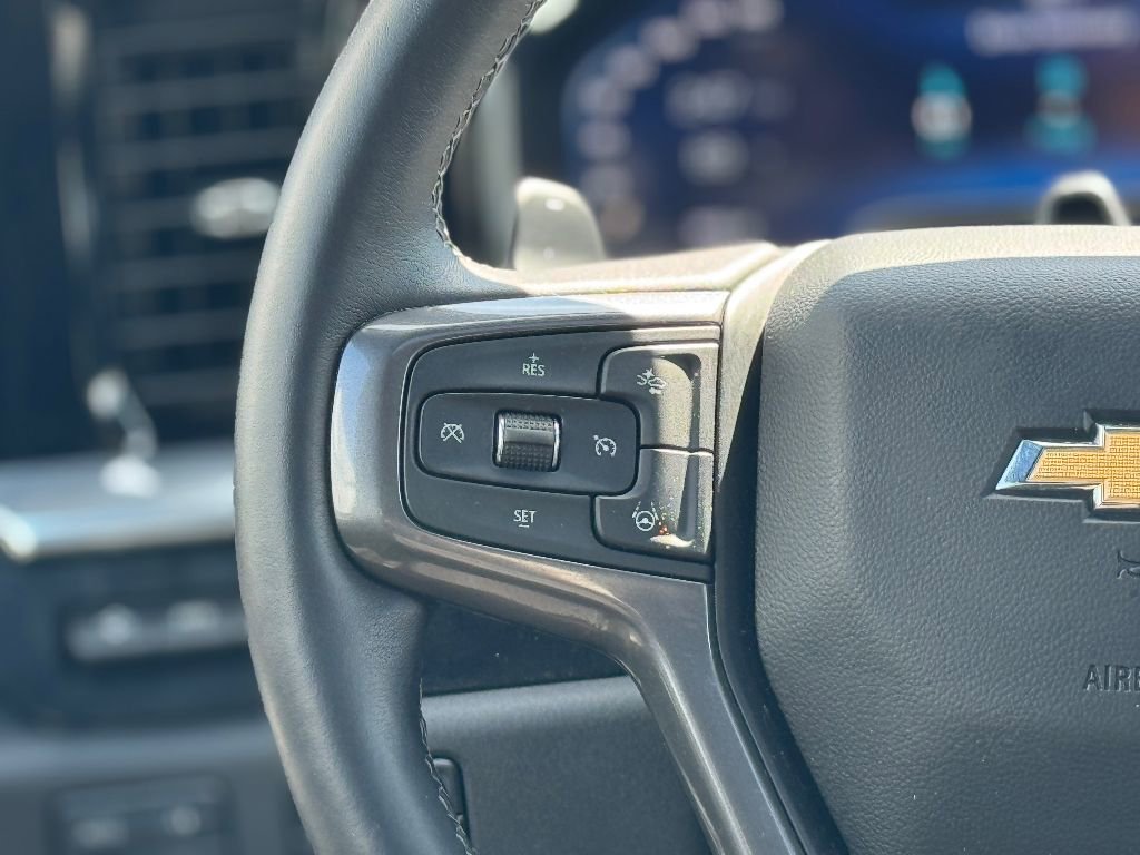 Used 2025 Chevrolet Silverado 1500 High Country image 4