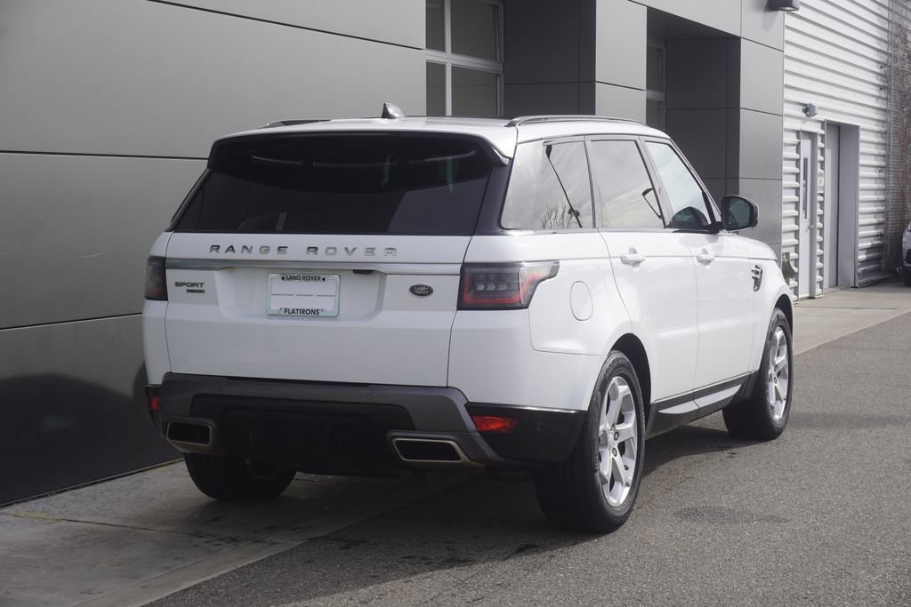 Used 2018 Land Rover Range Rover Sport HSE image 2