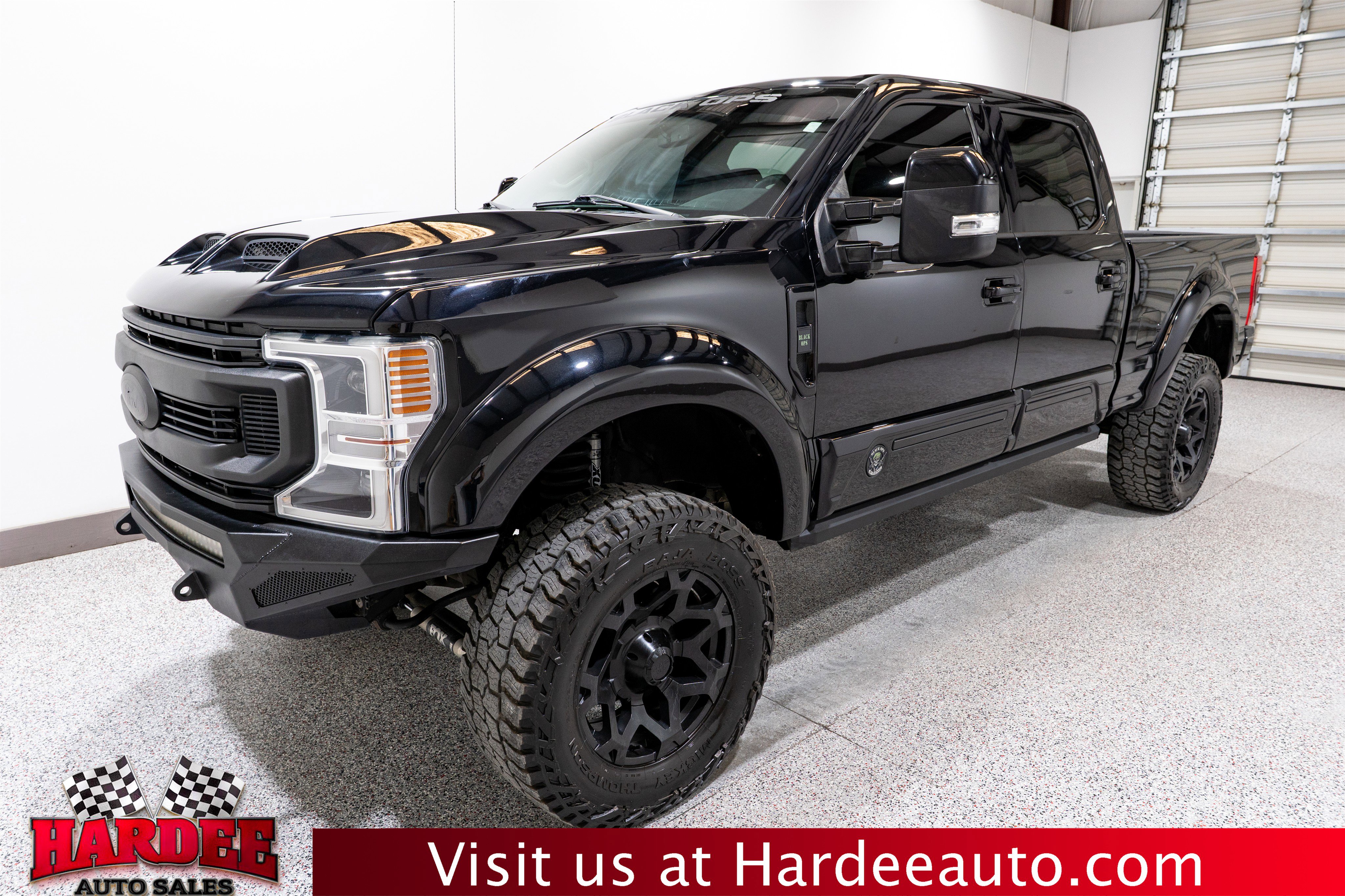 Used 2020 Ford F250 Lariat w/ Lariat Ultimate Package AWD/4WD image 2