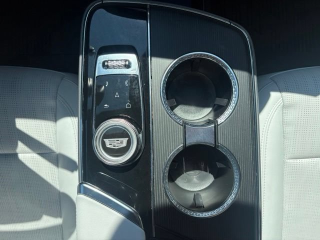 Certified 2024 Cadillac Lyriq Luxury AWD/4WD image 25