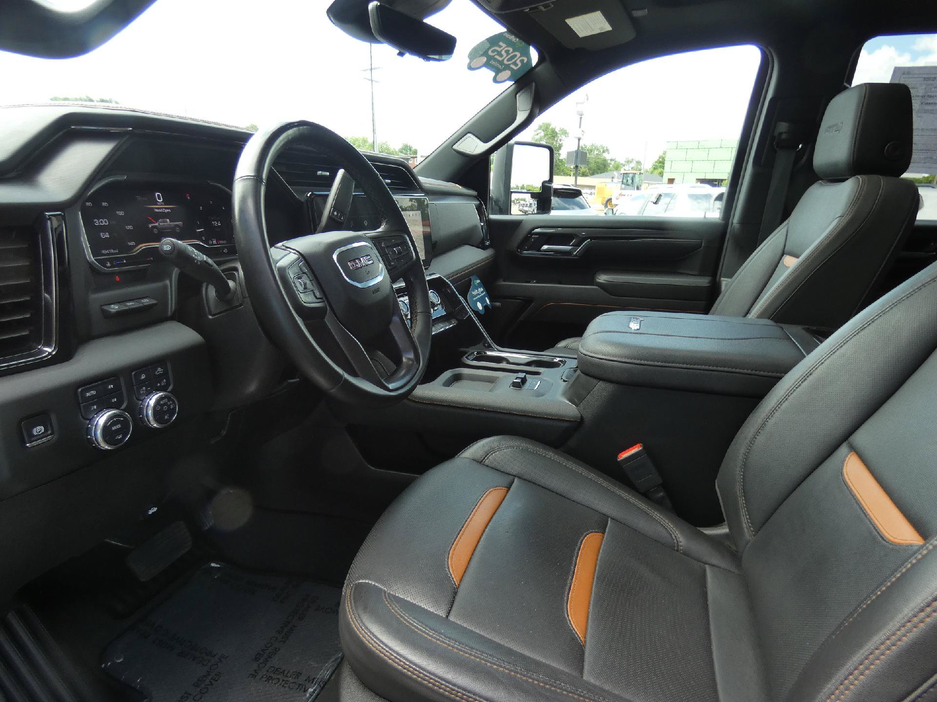 Certified 2025 GMC Sierra 2500 AT4 w/ AT4 Premium Plus Package AWD/4WD image 12
