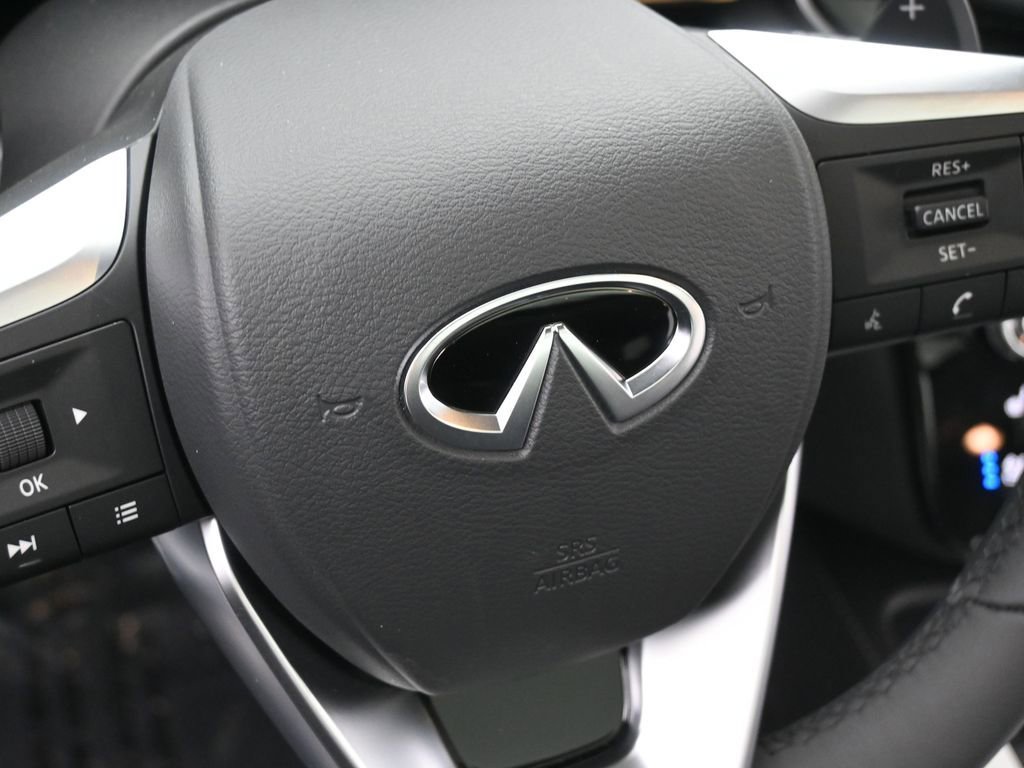 New 2026 INFINITI QX60 Luxe w/ Cargo Package image 13