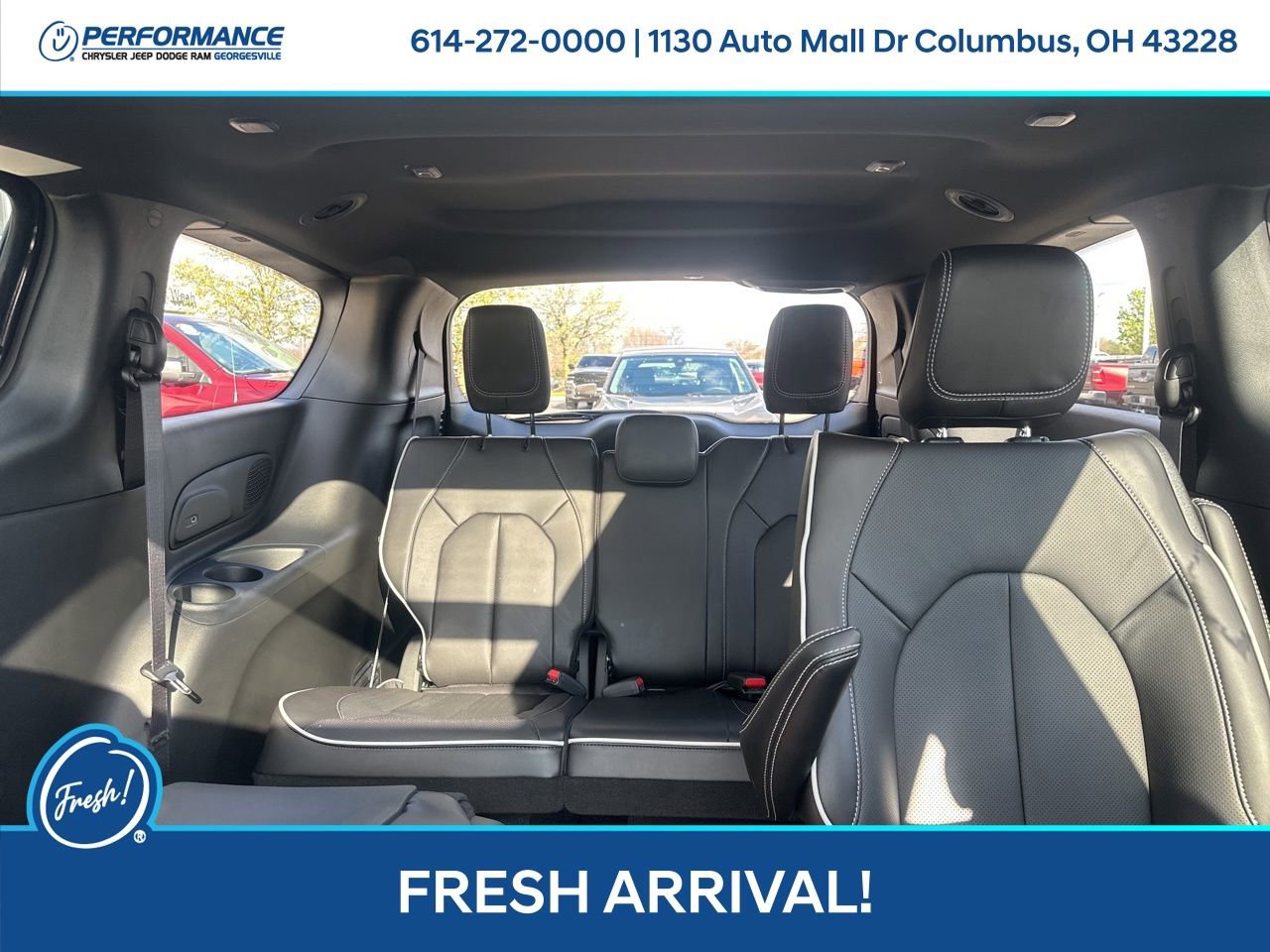 Used 2026 Chrysler Pacifica Premium w/ Quick Order Package 2ET image 26