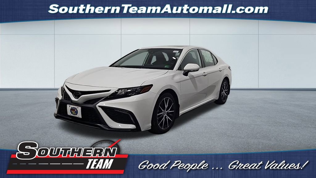 Used 2023 Toyota Camry SE